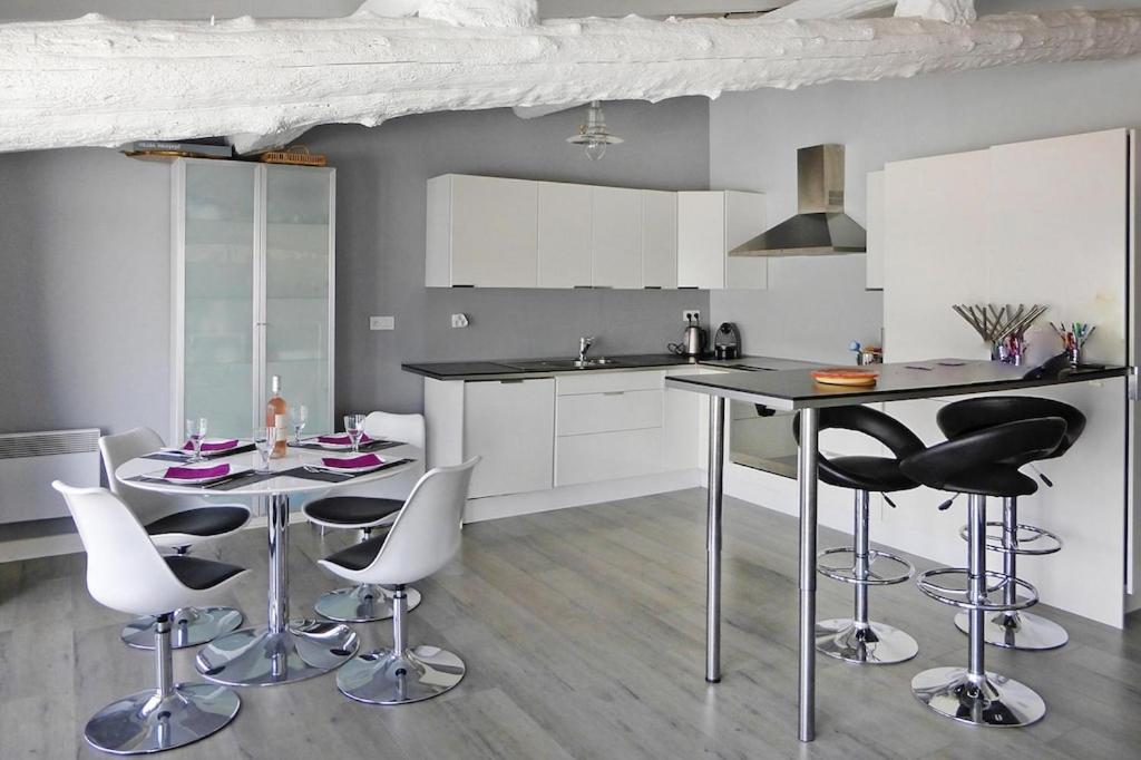 Holiday Home With Shared Pool Saintes-Maries-de-la-Mer Bagian luar foto