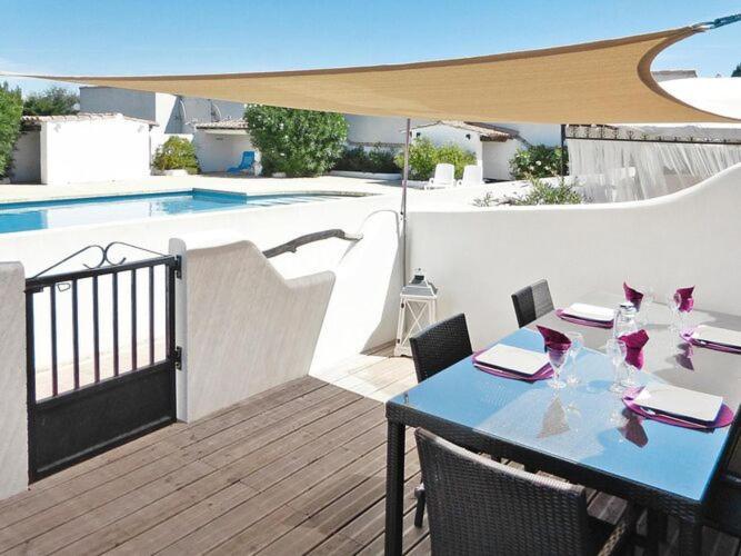 Holiday Home With Shared Pool Saintes-Maries-de-la-Mer Bagian luar foto